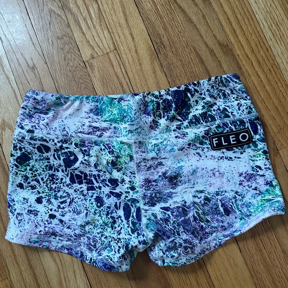 Fleo Shorts
